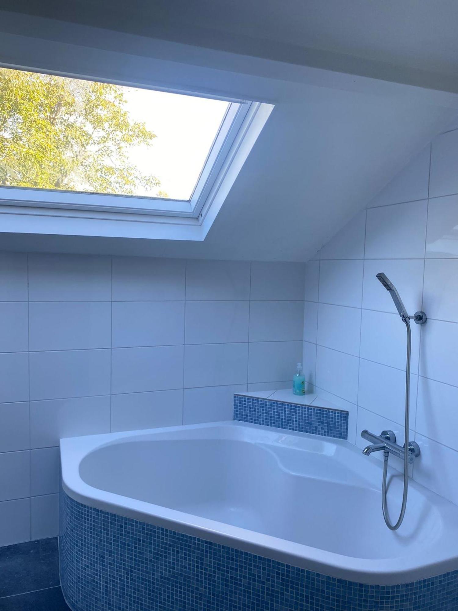 Beautiful Renovated Farmhouse Ankeveen エクステリア 写真